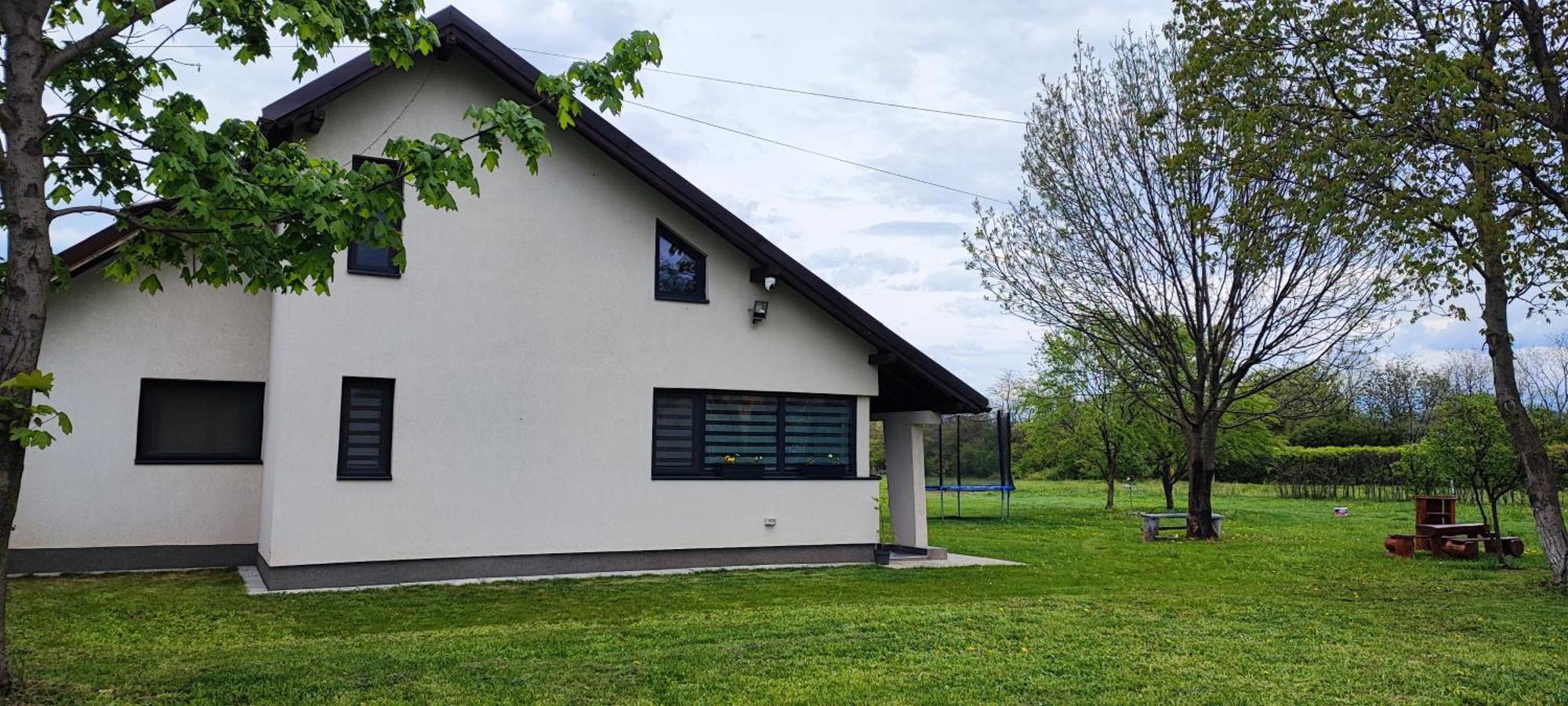La Coti Villa Tărlungeni Eksteriør bilde